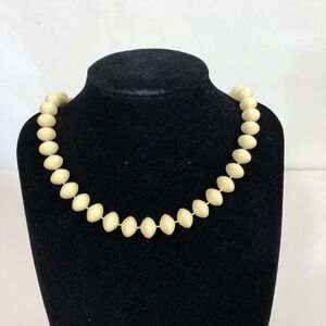 Cream Oval Necklace with Plastic Beads Retro Vintage 17" Classic White